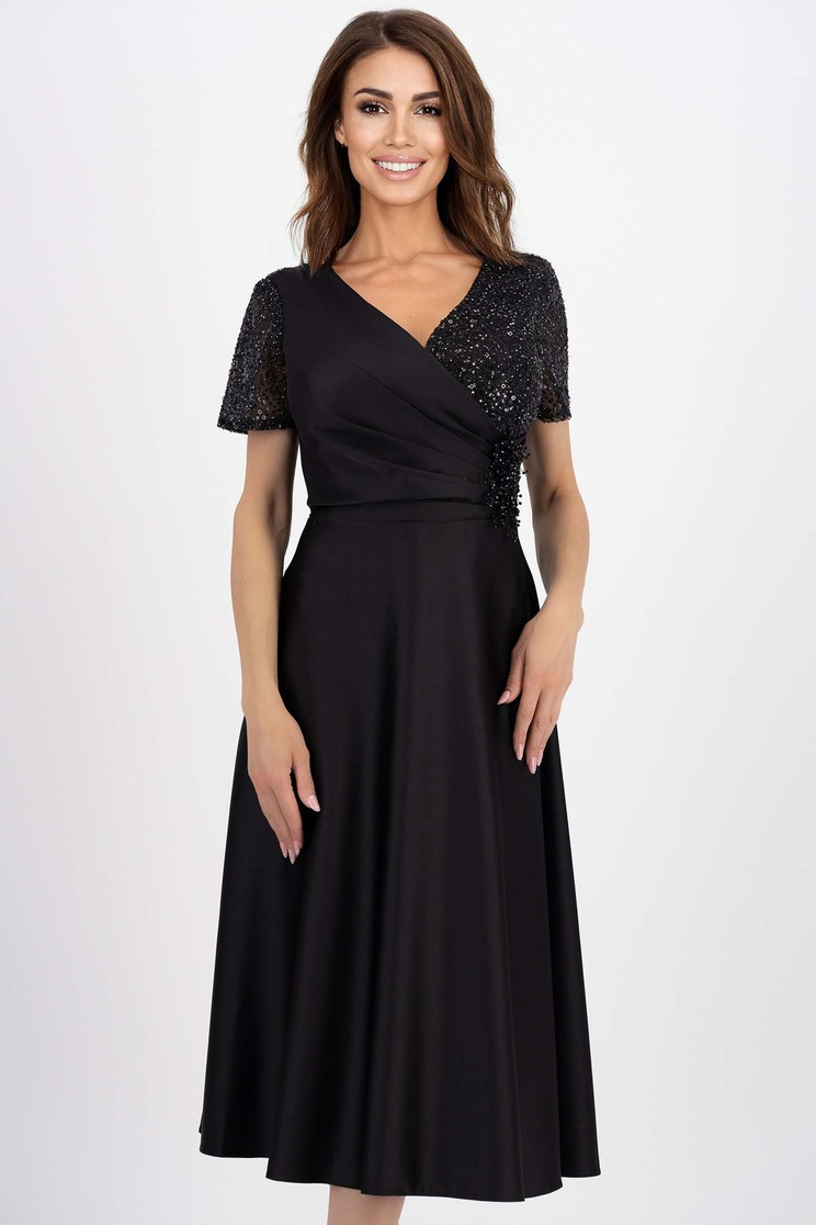 Rochie din tafta elastica si paiete neagra midi in clos cu decolteu petrecut - Rochii-Dama.ro