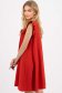 Rochie din material subtire rosie scurta cu croi larg si floare 3D frontala 2 - StarShinerS.ro