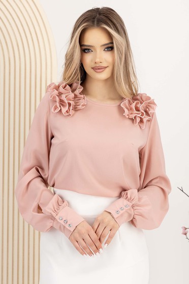Bluza dama din voal roz pudra cu croi larg si volanase la umeri - StarShinerS