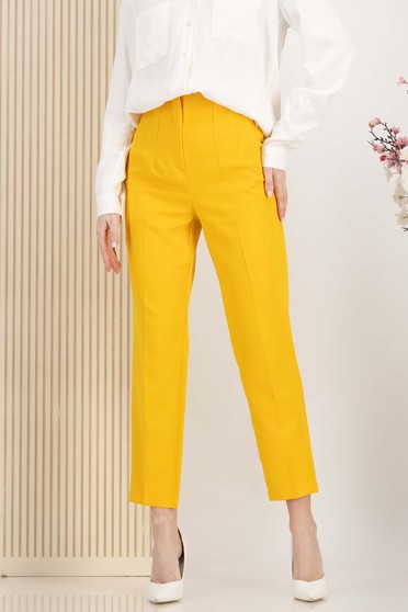 Pantaloni din stofa elastica galbeni conici cu talie inalta si buzunare false