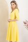 Rochie din stofa elastica galbena midi in clos cu accesoriu tip curea - StarShinerS 2 - StarShinerS.ro