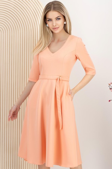 Rochii Office 2025 – Modele Elegante, Midi, Scurte, Tip Creion, stofa, Rochie din stofa elastica corai midi in clos cu accesoriu tip curea - StarShinerS - StarShinerS.ro