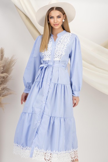 Rochii Maxi – Colecția 2025, Rochie tip camasa din poplin albastru-deschis midi cu maneci bufante si aplicatii de dantela - StarShinerS.ro