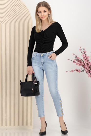 Blugi lungi albastri skinny cu talie inalta si nasturi decorativi