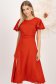 Rochie din satin rosie midi in clos crapata pe picior cu volanase la umeri - StarShinerS 1 - StarShinerS.ro