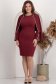 Rochie din stofa elastica visinie midi tip creion accesorizata cu perle - StarShinerS 2 - StarShinerS.ro