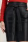 Fusta din piele ecologica neagra scurta tip creion accesorizata cu cordon si buzunare laterale 4 - StarShinerS.ro