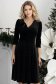 Rochie din catifea neagra până la genunchi in clos accesorizata cu brosa florala - StarShinerS 1 - StarShinerS.ro