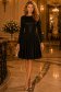Rochie din catifea neagra pana la genunchi in clos cu decolteu rotunjit - StarShinerS 2 - StarShinerS.ro