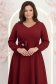 Rochie din stofa elastica visinie midi in clos cu brosa in forma de floare cu buzunare 2 - StarShinerS.ro