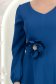 Rochie din stofa elastica albastra midi in clos cu brosa in forma de floare cu buzunare 4 - StarShinerS.ro