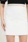Fusta stofa ivoire scurta cu un croi drept cu accesoriu metalic - StarShinerS 5 - StarShinerS.ro