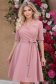 Rochie din stofa roz pudra midi in clos cu brosa detasabila - StarShinerS 1 - StarShinerS.ro