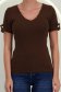 Bluza dama din tricot fin maro cu maneca scurta mulata si accesoriu tip perla 3 - StarShinerS.ro