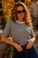 Bluza dama din tricot fin gri cu un croi larg accesorizata cu perle si pietre strass