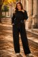 Compleu din modal negru cu un croi larg si accesoriu auriu- SunShine 1 - StarShinerS.ro