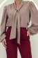 Bluza dama din viscoza bej cu un croi larg si guler tip esarfa - StarShinerS 5 - StarShinerS.ro