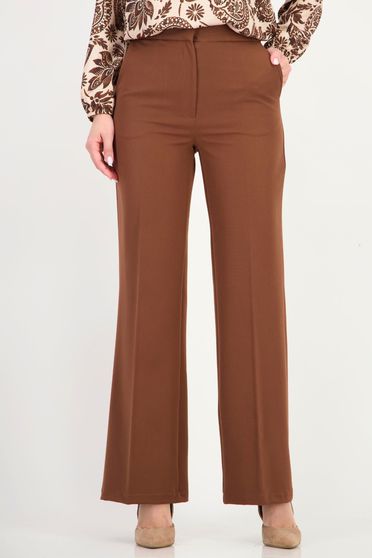 Pantaloni maro din stofa elastica si viscoza lung drept