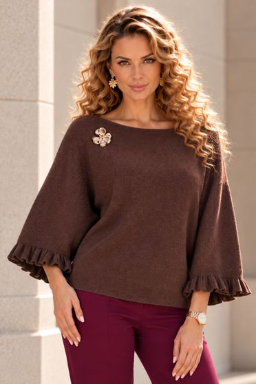 Bluză maro largă din tricot fin