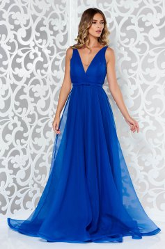 Ana Radu blue luxurious from veil dress with inside lining with v-neckline accessorized with tied waistband