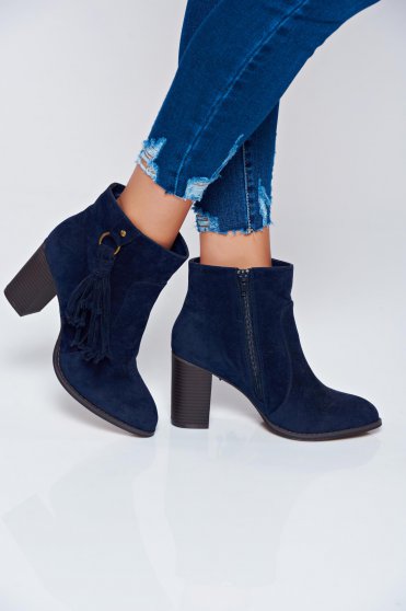Top Secret darkblue ankle boots with square heel and tassels
