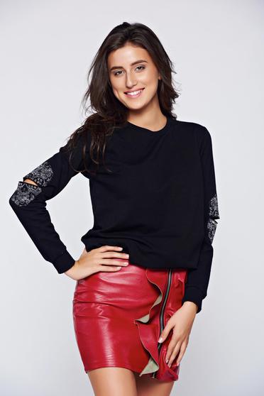 Black casual cotton sweater with metallic spikes