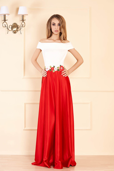 Rochie Artista rosie de ocazie in clos din material satinat cu insertii de broderie