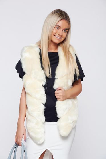 White ecological fur casual gilet with asymmetrical cut