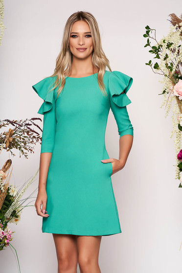 Rochie LaDonna verde eleganta de zi din stofa usor elastica cu croi in a si volanase la maneca