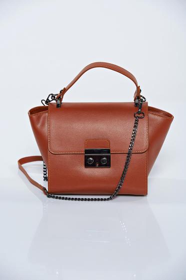 Brown casual natural leather bag with a compartment with internal pockets