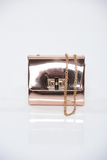 Rosa bag with metallic aspect accessorized with chain