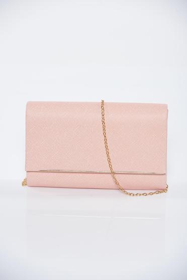 Rosa occasional bag with metallic aspect accessorized with chain