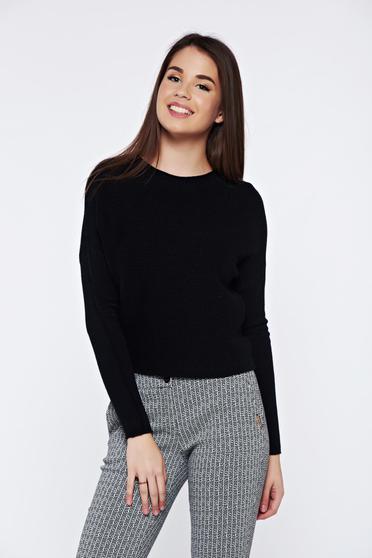 Black casual knitted sweater with easy cut from striped fabric