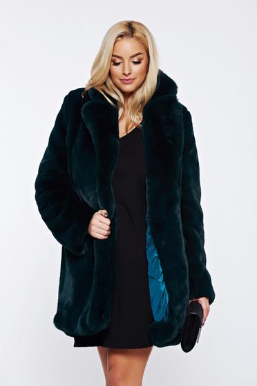 Darkgreen elegant fur with front pockets with inside lining