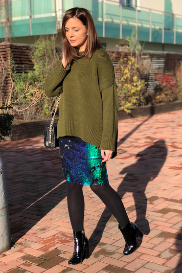Fusta StarShinerS verde tip creion cu paiete cu elastic in talie