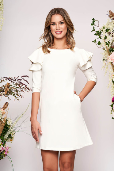 Rochie LaDonna alba eleganta de zi din stofa usor elastica cu croi in a si volanase la maneca