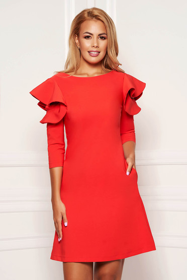 Rochie LaDonna corai eleganta de zi din stofa usor elastica cu croi in a si volanase la maneca