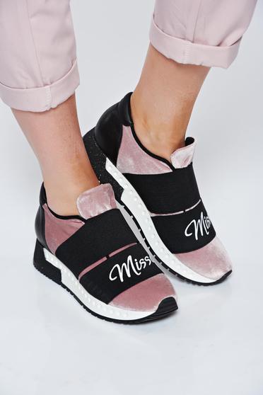 Pantofi sport MissQ rosa casual cu talpa usoara din catifea si piele naturala in interior