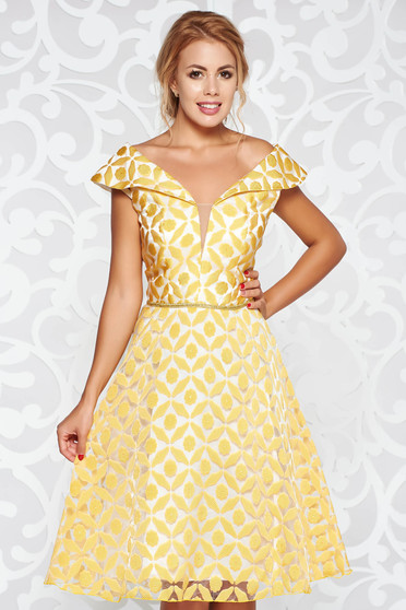 Yellow elegant cloche dress sleeveless with inside lining