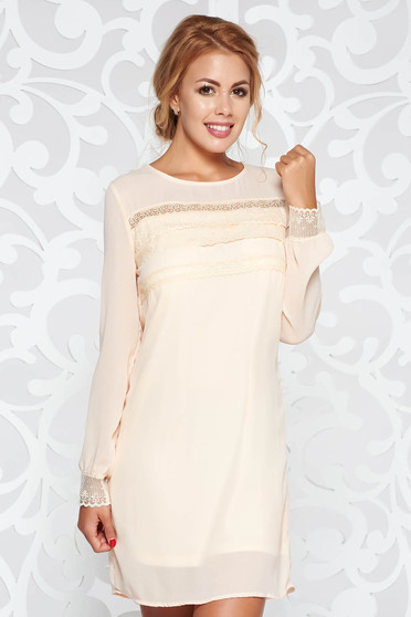StarShinerS cream elegant flared dress from veil with inside lining with lace details