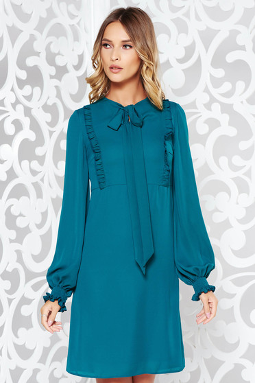 Rochie LaDonna verde cu croi in a de zi din voal captusita pe interior cu volanase