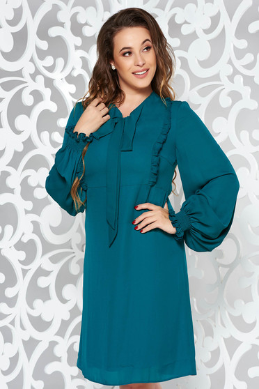 Rochie LaDonna verde cu croi in a de zi din voal captusita pe interior cu volanase