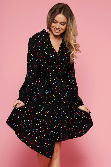 Rochie Top Secret neagra de zi in clos asimetrica accesorizata cu cordon din material vaporos