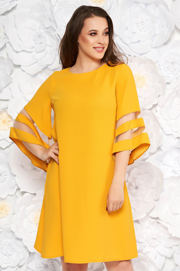 Rochie galbena eleganta cu croi larg din stofa neelastica maneci largi