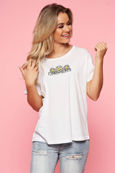 Tricou Top Secret alb casual cu croi larg din bumbac neelastic cu maneci scurte