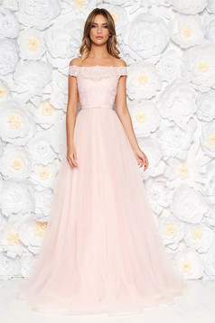 Ana Radu lightpink luxurious cloche dress from tulle and laced fabric with inside lining accessorized with tied waistband