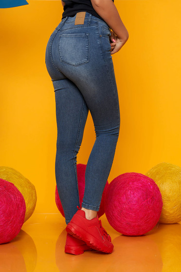 Blugi Top Secret albastri deschis casual cu talie medie din denim cu un croi mulat