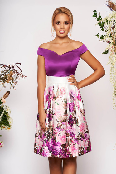 Rochie StarShinerS mov scurta de ocazie in clos din satin cu imprimeu floral si cordon detasabil