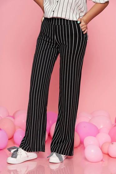 Pantaloni Top Secret negri evazati cu talie medie din material usor elastic cu dungi