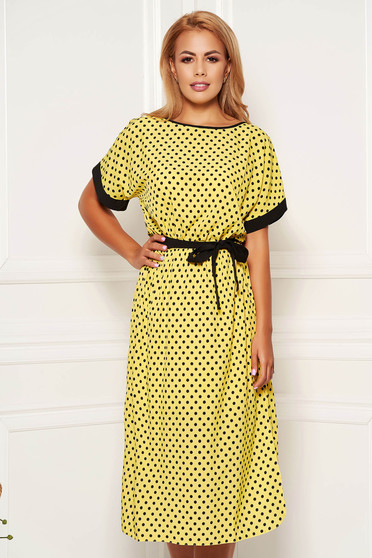 Rochie StarShinerS galbena de zi in clos cu maneci scurte cu buline si cordon detasabil